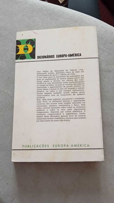 Dicionário de Ciência E.B. Uvarov/Chapman/Isaacs - 1964