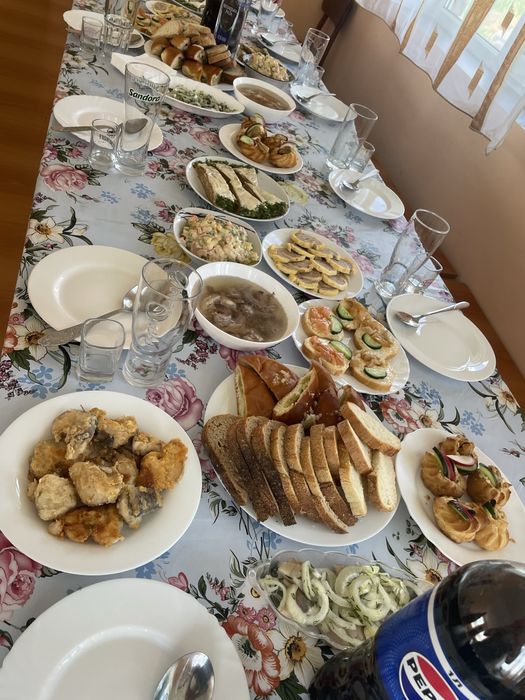 Поминальні обіди