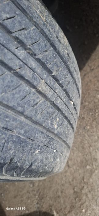 4 Pneus  medida 215/70R15 - bridgestone duravis e barum  vanis 2