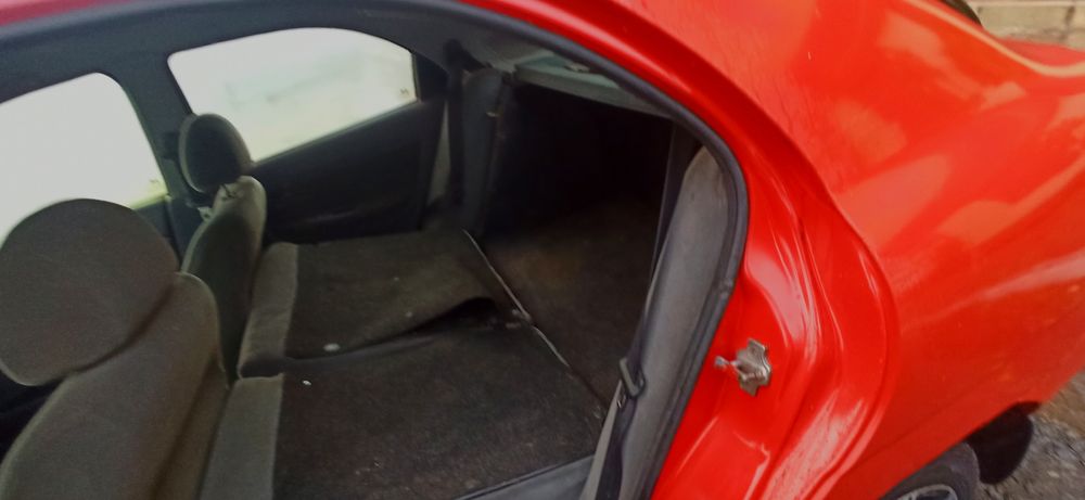 Daewoo    Nubira Хетчбек