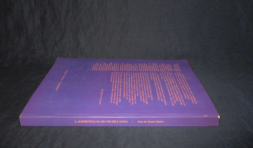 Livro A Alimentação do Muxiluanda Instituto Camões
