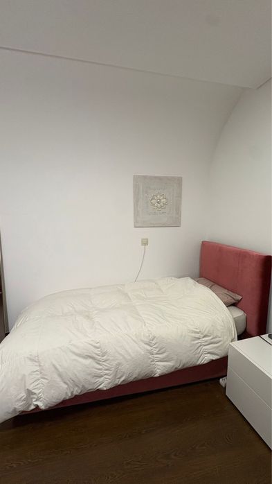 Vendo Cama Solteiro com colchão