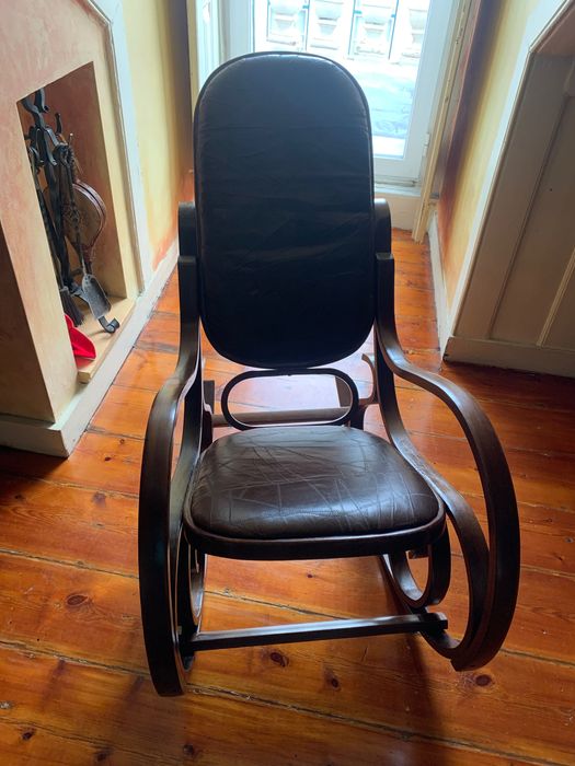 Cadeira baloiço madeira