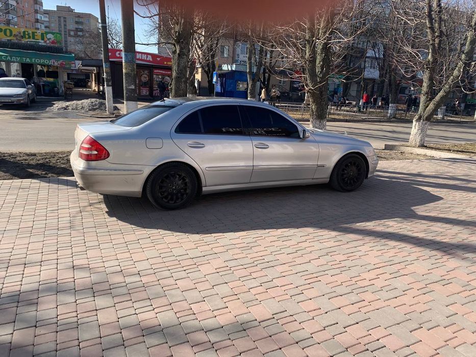 Продам Mercedes идеальное состояние