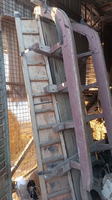 Продаються сани на пару коней