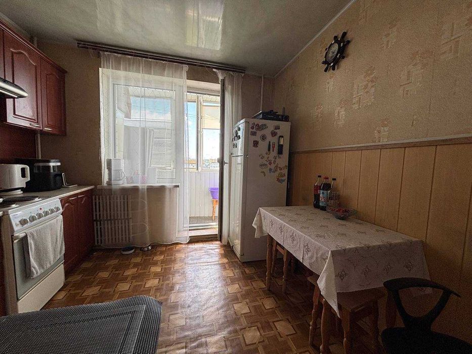 продам 1 комнатную Победа 5.