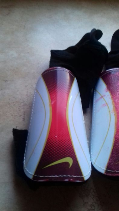 Ochraniacze na piszczele Nike