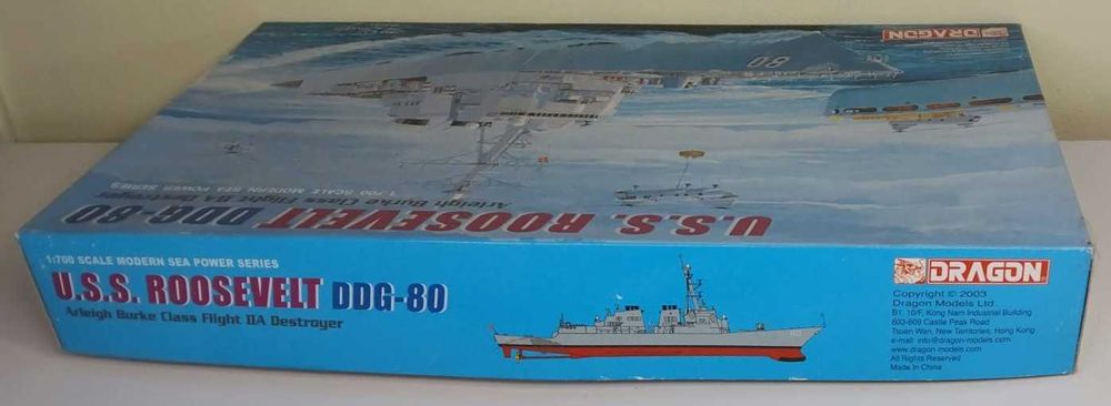 USS Roosevelt DDG-80 (.) Destroyer - Dragon No. 7039 1/700