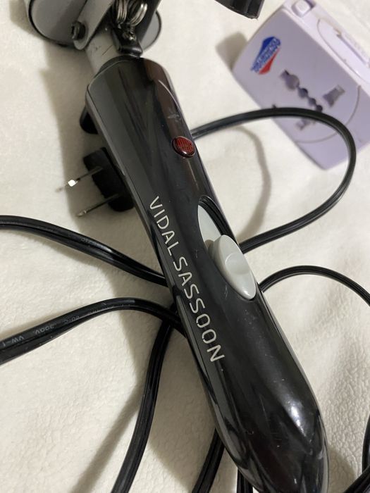 Хвиляста плойка стайлер vidal sassoon