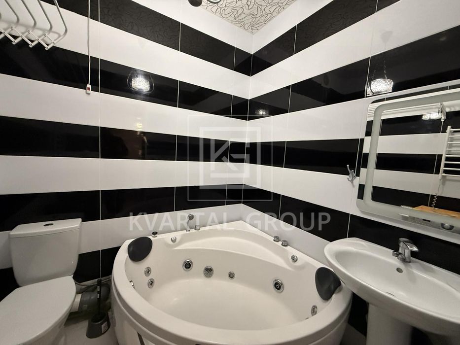 ТаунХаус з ремонтом Гостомель! Мінімальне оформлення!