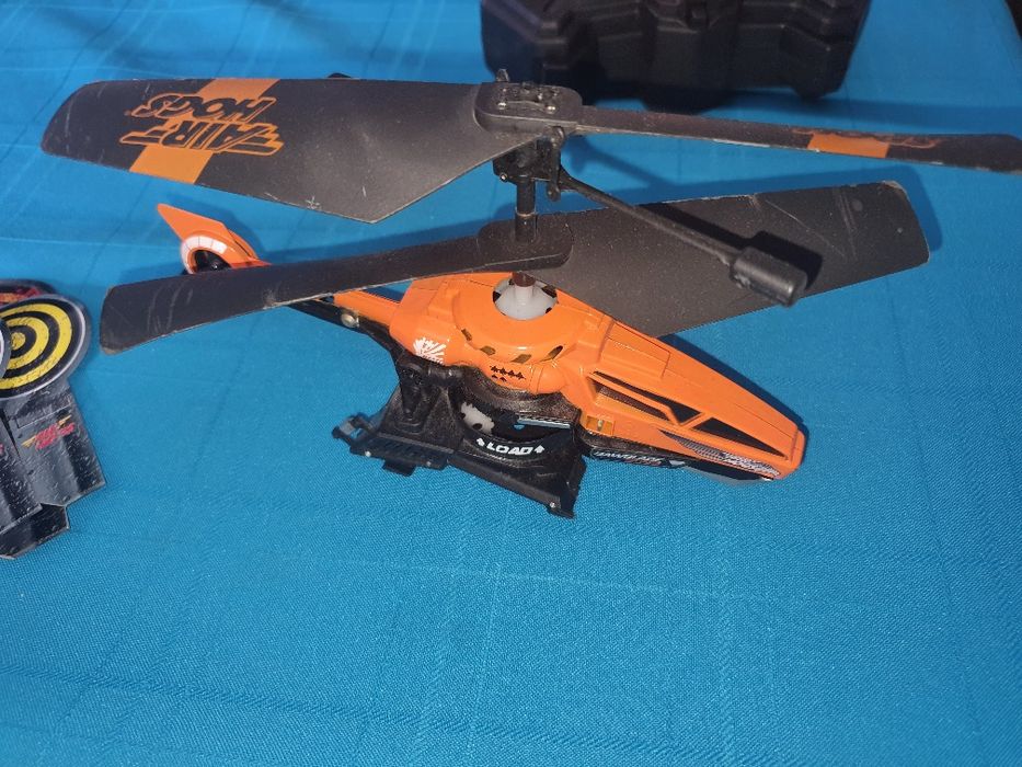RC Remote-Controlled Helicopter64309748943490123