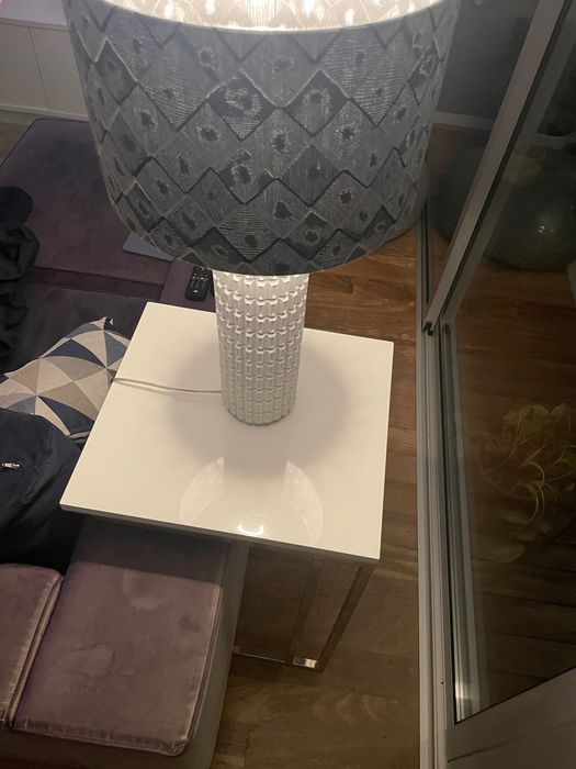 Mesa de apoio a sofá Alfaiate d’Interiores