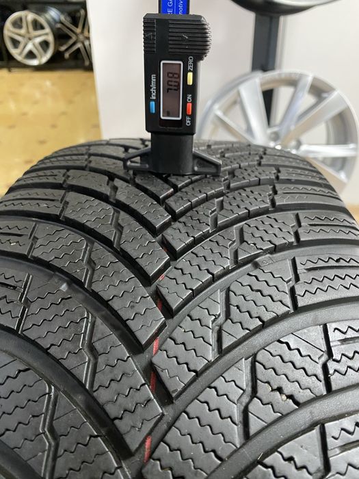 235/50/18 101V Firestone WinterHawk 4