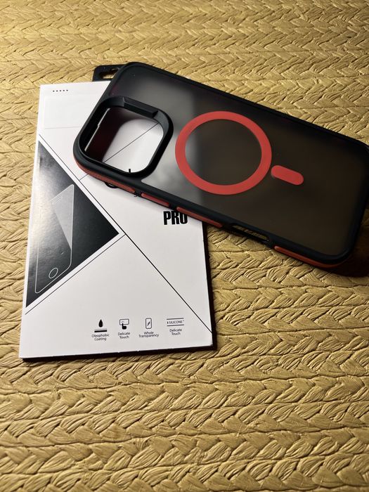 Etui Matt MagSafe do Apple iPhone 16 Pro Max RED / Nowe + szkło GRATIS