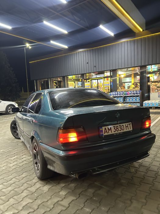 Продам бмв е36 2.0 Газ бензин