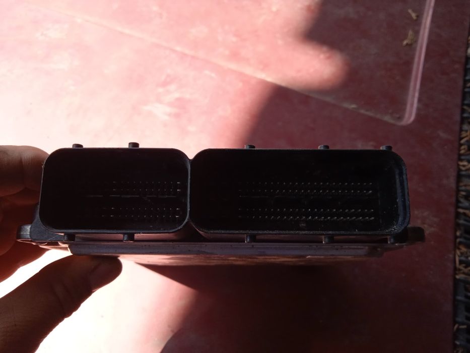 VW T5 Sterownik komputer 2.5tdi