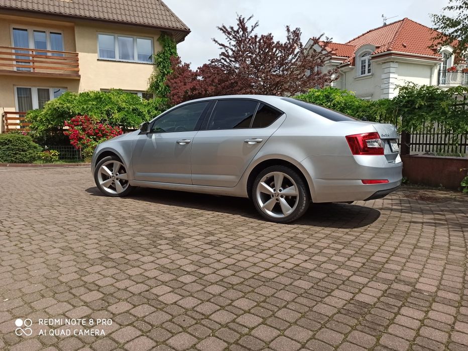 Przyciemnianie szyb samochodowych