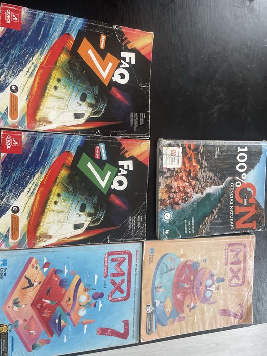 Livros 7 ano  usados