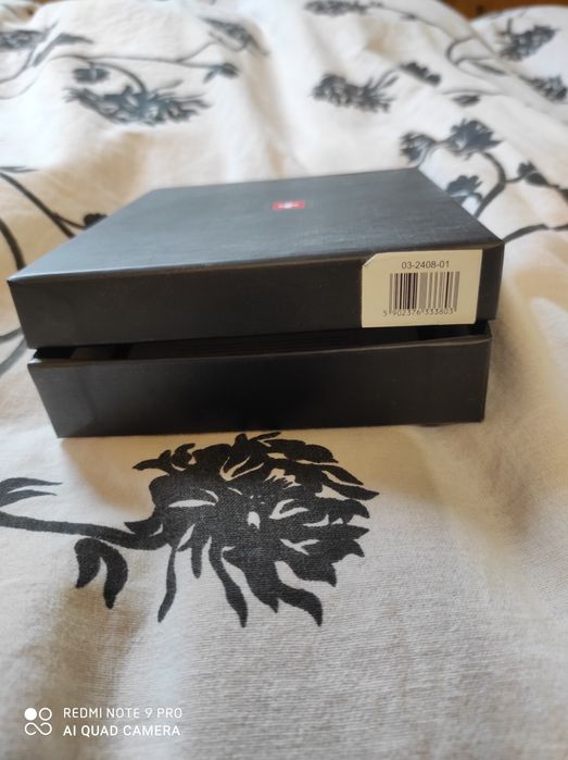 GENEVIAN eleganckie skórzane etui na wizytówki/karty kredytowe. TANIO!