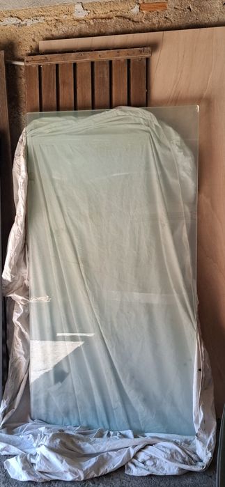 Vidro temperado [Antigo tampo de mesa]