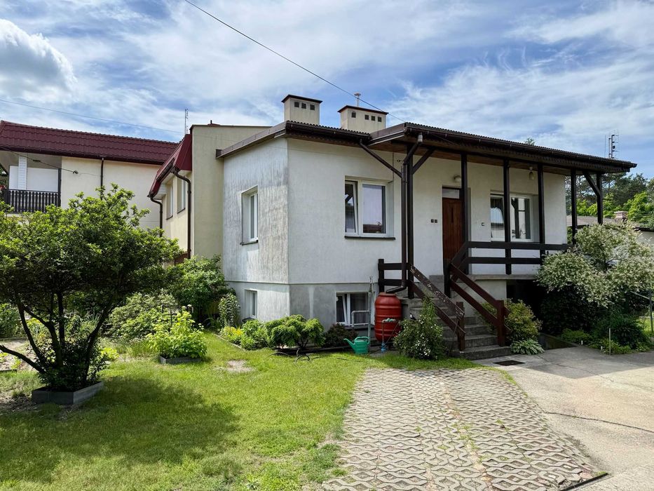 Domek z ogródkiem i garażem | 2 sypialnie | Spokojna okolica | Otwock
