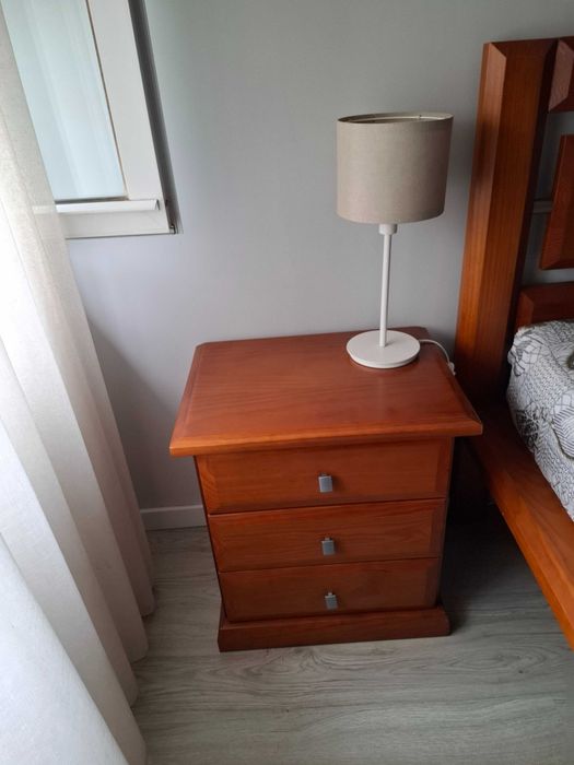 Mobília de quarto de casal usada