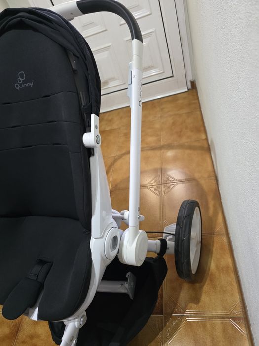 Carrinho quinny mood