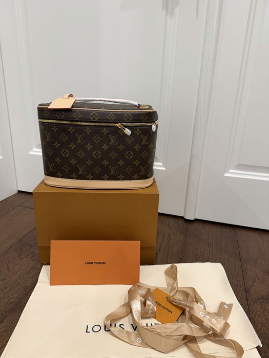 Косметичка сумка LV луи виттон в наявності bigger size