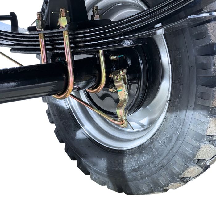 Бензиновий трицикл DOZER Model 200