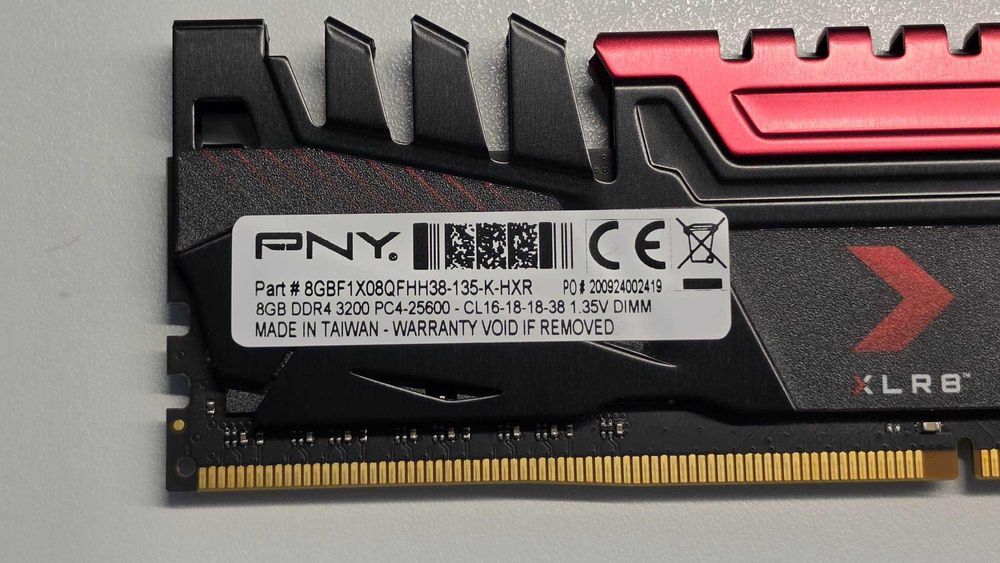 Memoria 16Gb (2x 8Gb) DDR4 3200 PC4-25600 DIMM