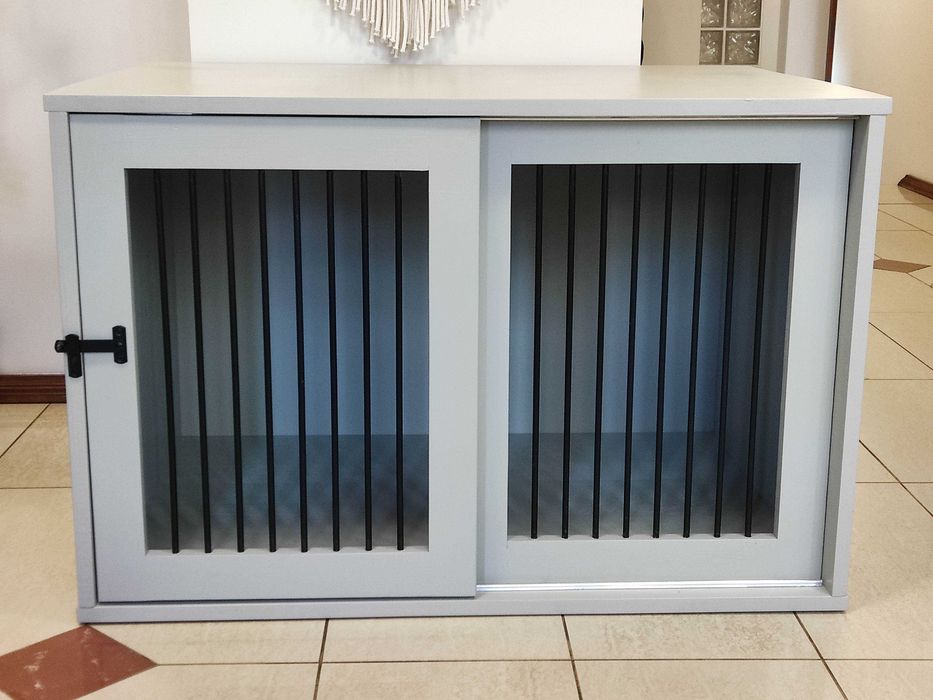 Klatka kennelowa drewniana przesuwna z litego drewna