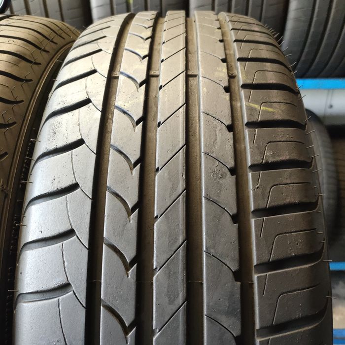 215/60r16 GoodYear Efficient Grip 8.0mm