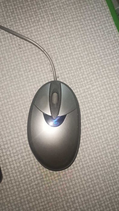 Komputer Dell Precision T1650, duży monitor, klawiatura, głośniki