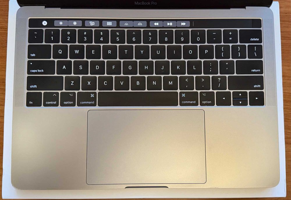 MacBook Pro 13" | Intel Core i5 | 16GB RAM | 512GB SSD | A1706