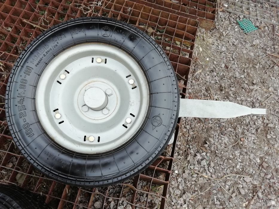 Колеса для катера Прогресс (новые) + дышло