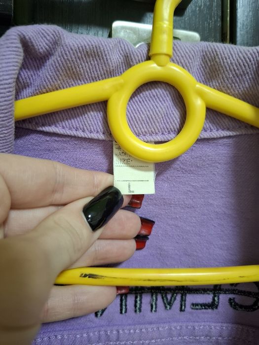 Фіолетова джинсовка курточка