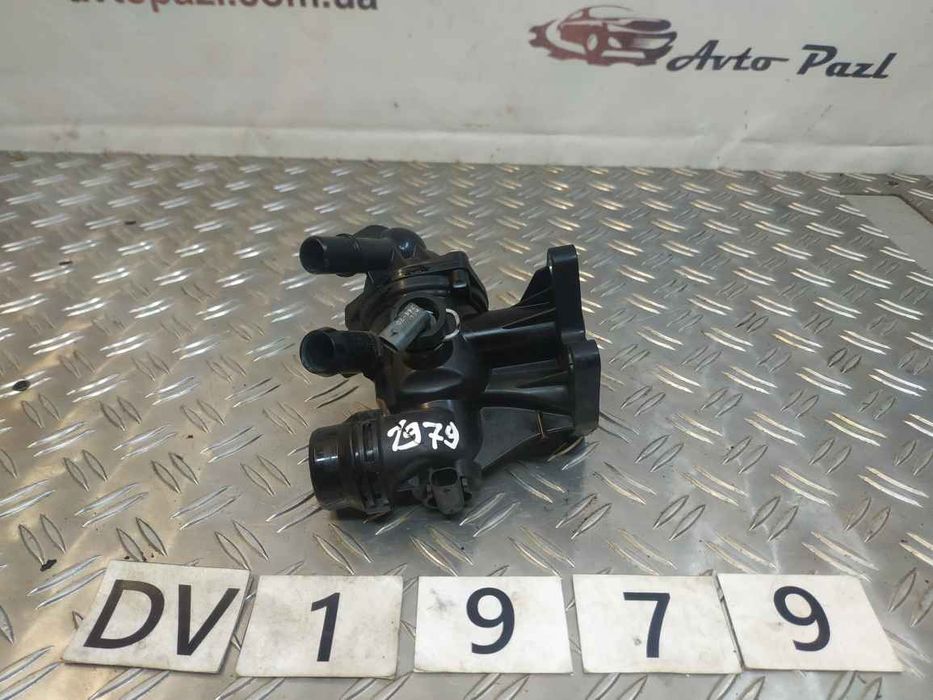 Land Rover Range Rover Sport 13- термостат  DV1979 M4D38575AA