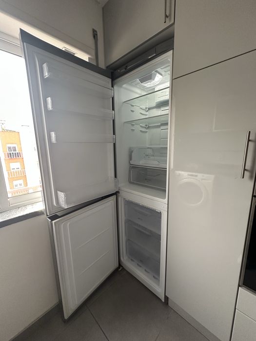 Frigorifico combinado Indesit