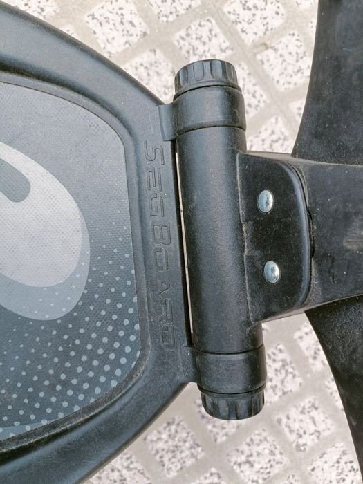 Triciclo atrelado para carrinho de bebé