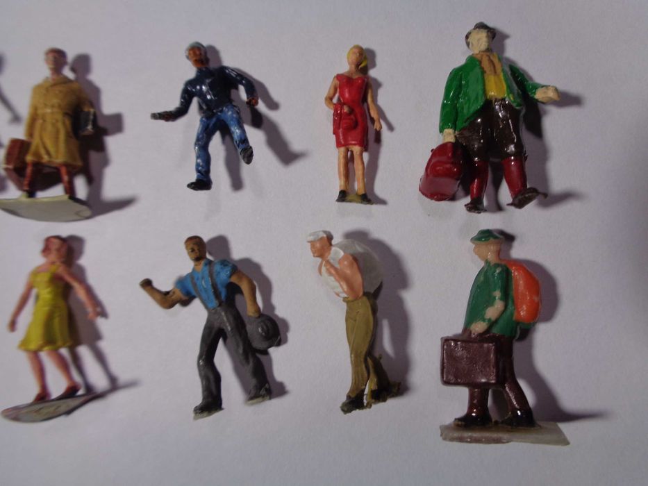 1:87 PREISER Lote de 10 Personagens de estação de comboio