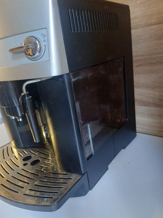 Ekspres De'Longhi Magnifica uszkodzony Wysyłka!