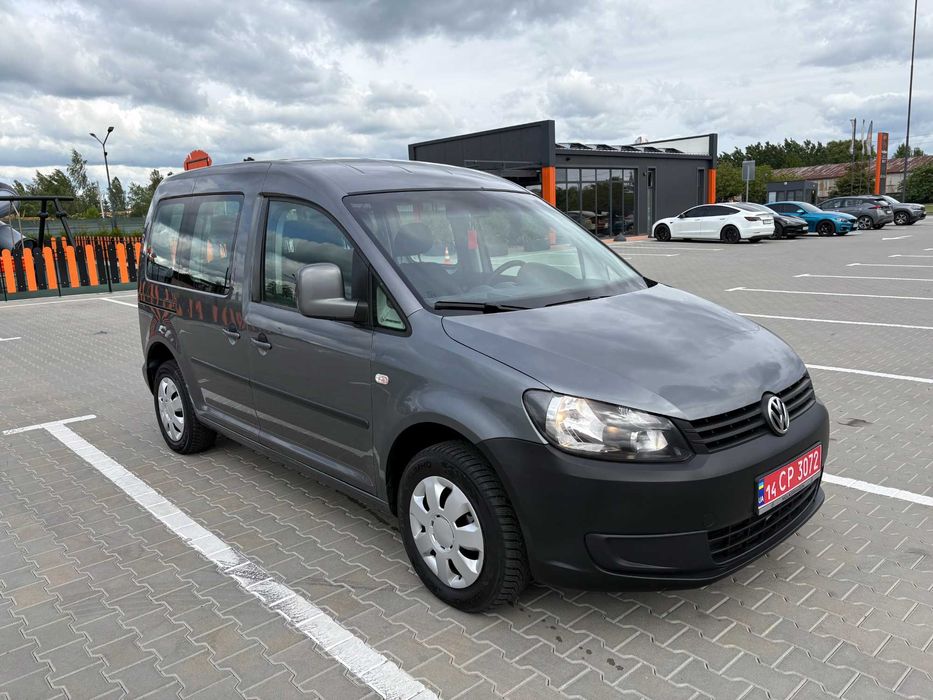 Продаж авто Volkswagen Caddy LIFE, 2014 рік, 1.6 дизель