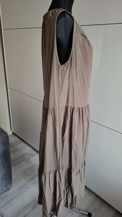 Sukienka viscozowa fango