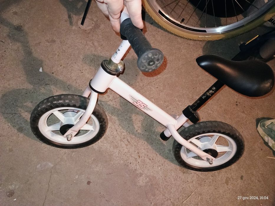 Rowerek biegowy jasny roz