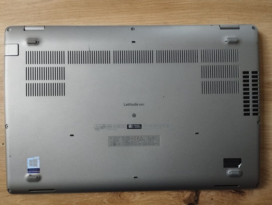 Ноутбук Dell 5511 IPS i5-10400H/nVidia mx250/16gb DDR4/SSD 256gb/