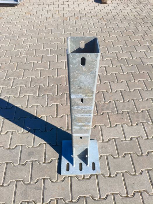 Fotowoltaika, konstrukcje stalowe, marki, flansze, profile, stopy,