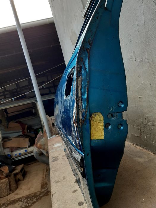 Продам дверь,опель астра ,седан,93г.