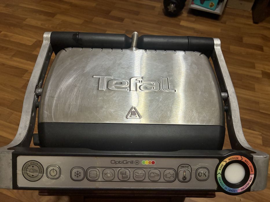 Гриль-барбекю електричний Tefal OptiGrill+ GC 712D34