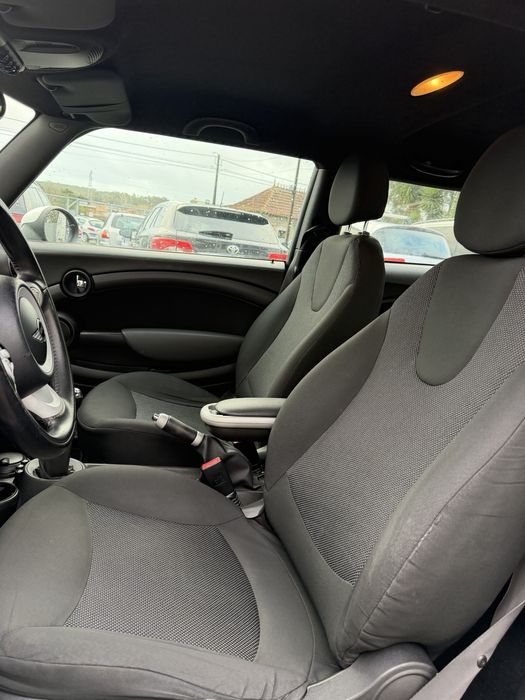 Mini Cooper D 1.6 PSA 110CV