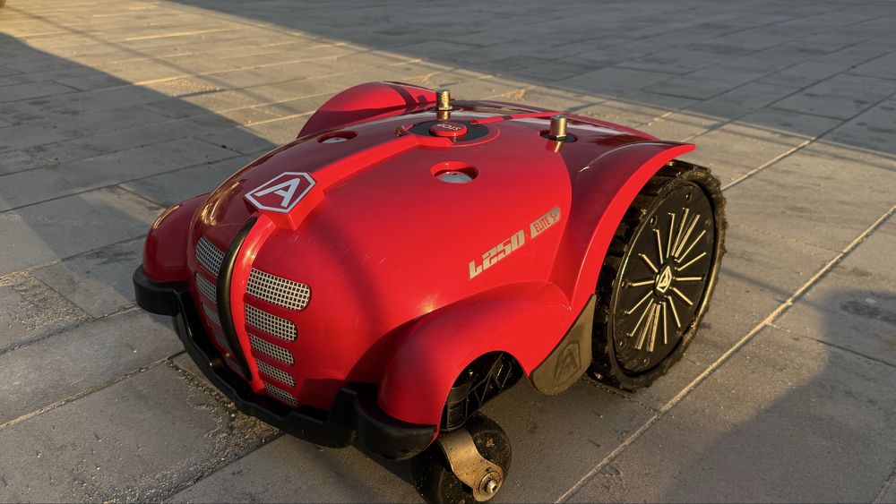 Robot koszący ambrogio L250 Elite S+ 2023